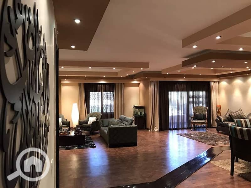 10 9d1b544c-aa68-40e5-91d8-b0619a6844fc. jpg