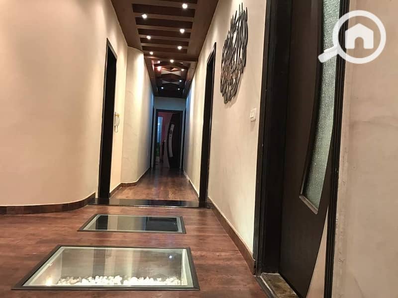 12 28ce0a61-eb34-40d8-a13e-6ab4bf747e4b. jpg