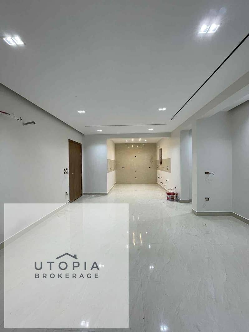 5 59ba60f2-87c8-4af6-8ced-39f612d4462b. jpg