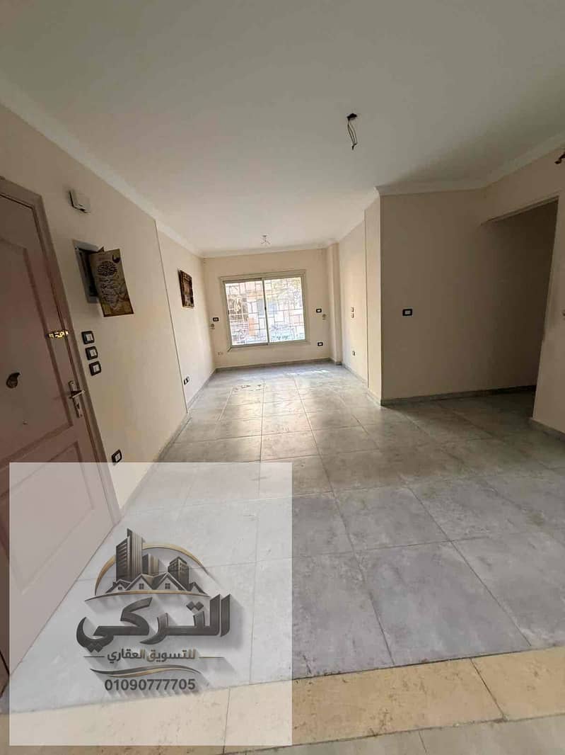 10 03e3840c-f6d2-4e8b-a445-a3d4975bfbac. jpg