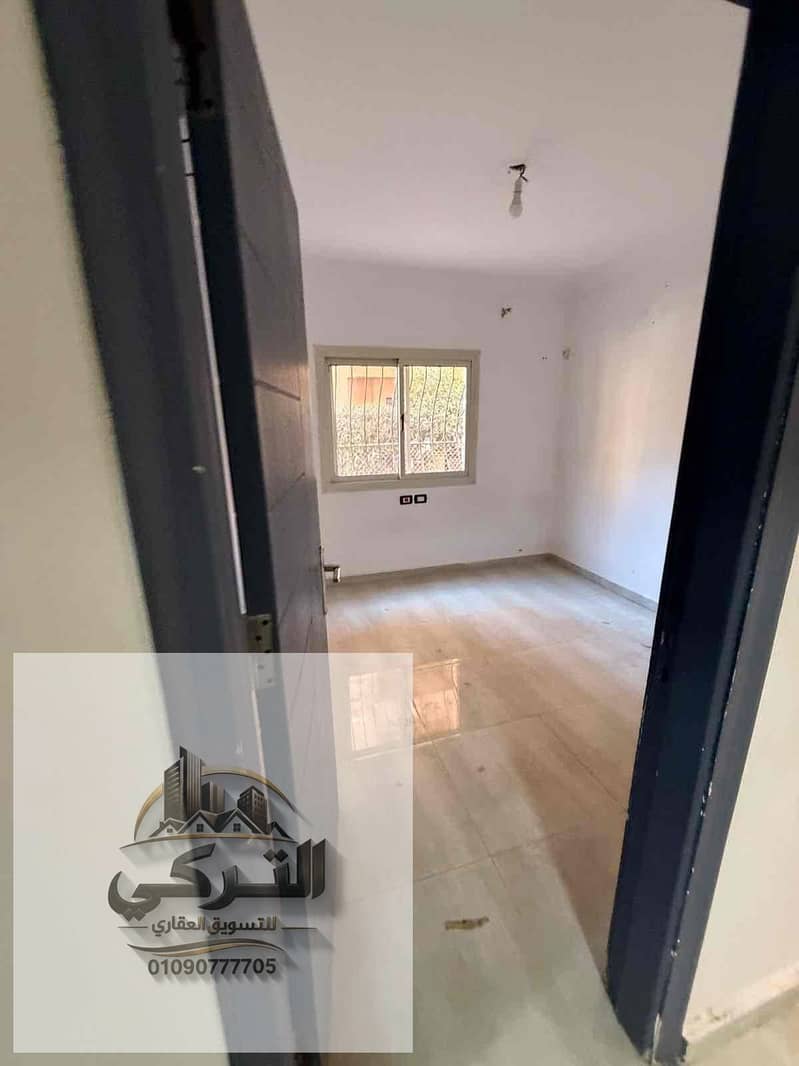 13 6569171e-35e6-48de-b26a-1f4dc6a38a39. jpg