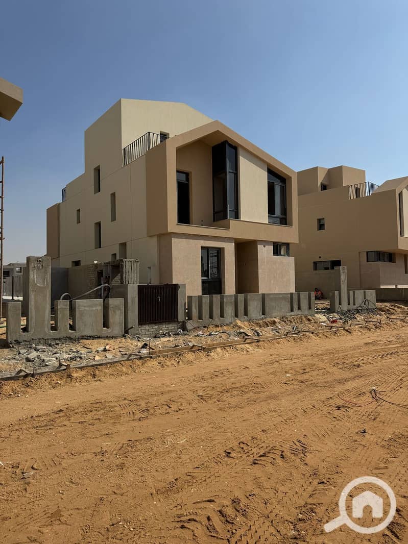 10 WhatsApp Image 2025-03-16 at 02.30. 46_0f7b2dcf. jpg