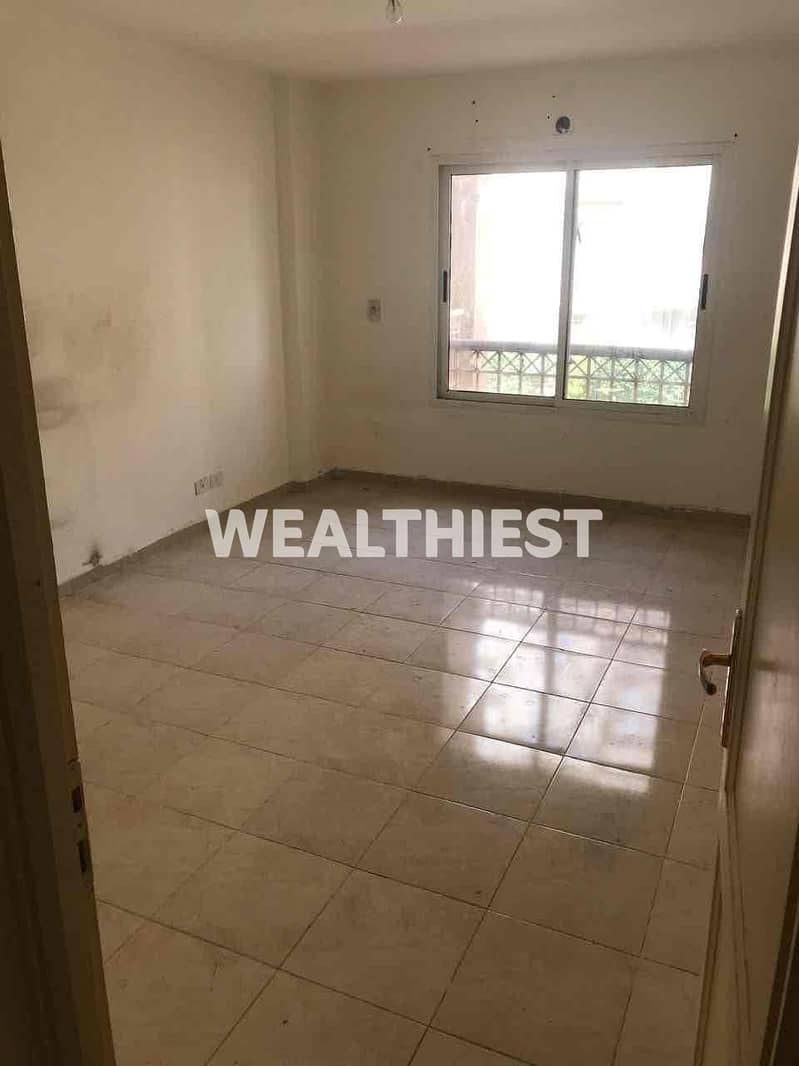 4 1c79ed8e-baa8-4dd1-a7c3-2229e8a03b85. jpg