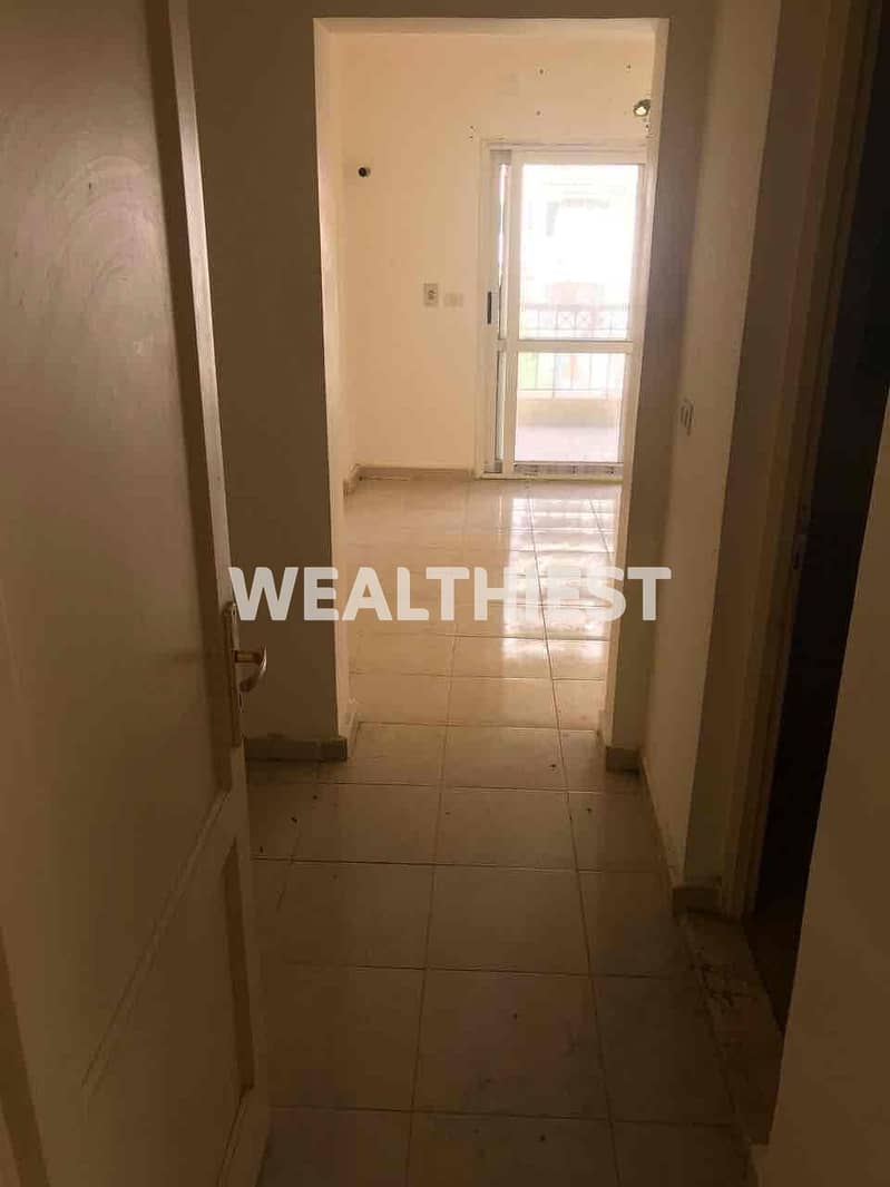 8 cc83bd90-9059-4614-a813-1e34047e6c47. jpg