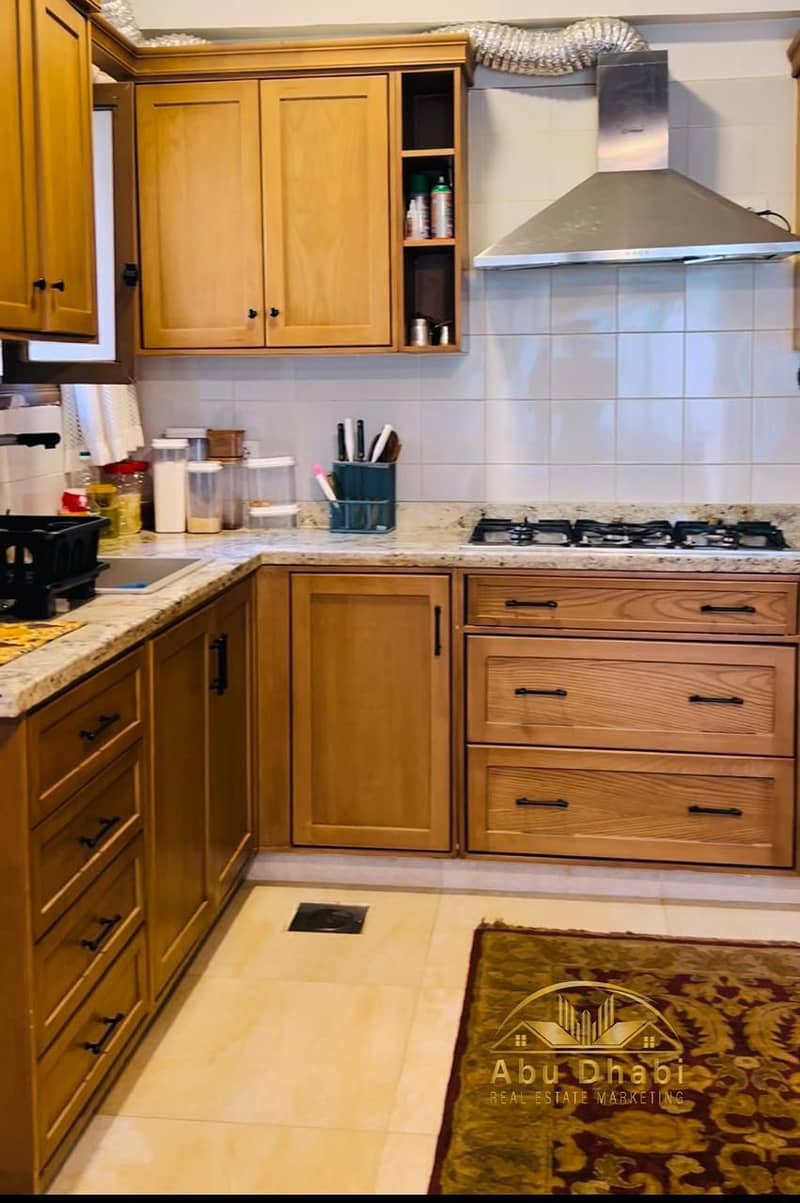 9 25be72d2-d985-438c-a29a-6801638e8265. jpg