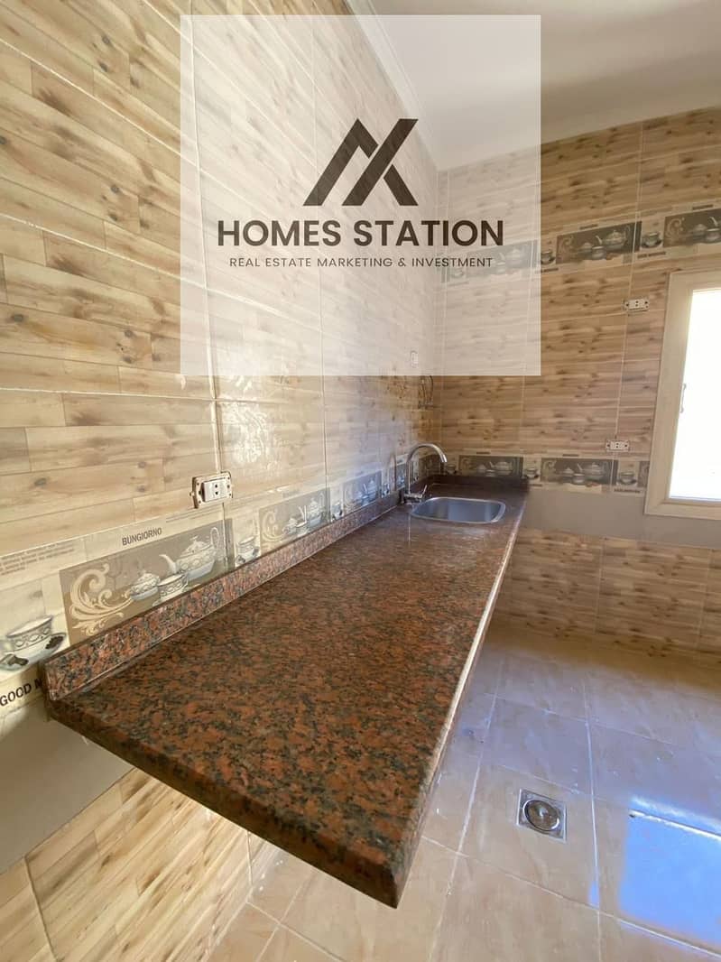 7 03bf735d-230b-492d-b60c-edb924ced2db. jpeg