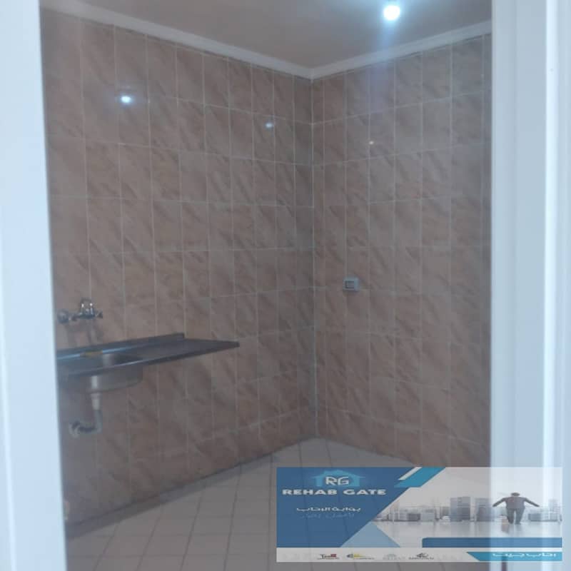 6 27868edd-661f-40a2-95f4-f72c2281aa6a. jpg