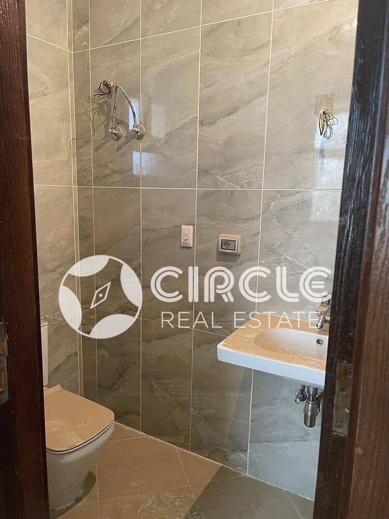 28 WhatsApp Image 2026-01-29 at 13.26. 32. jpeg