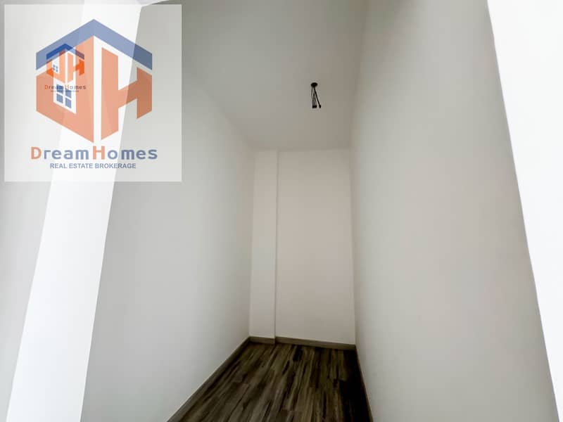 5 WhatsApp Image 2025-09-18 at 3.46. 20 PM (1). jpeg