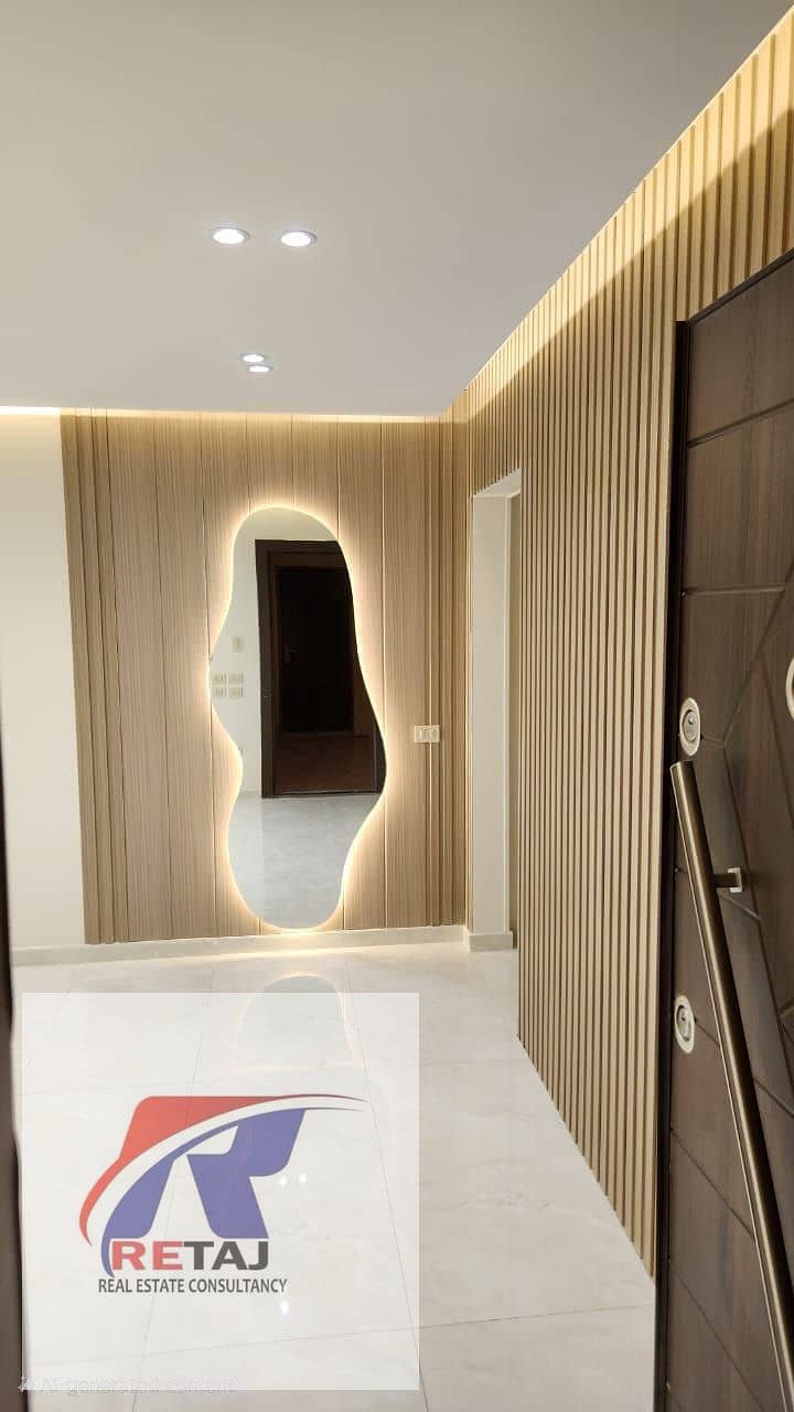 10 891b868d-51a1-4627-9caf-30251fd96238. jpg