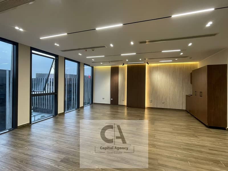 2 74632399-1bc5-49cf-817b-5f928f7ecfa6. jpg