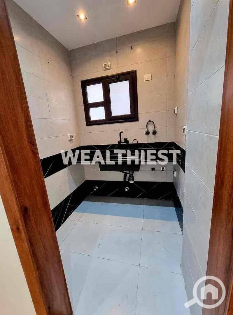 2 ed49ac15-7f34-47f7-a62e-6caa514cb5d8. jpg