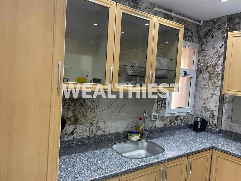 4 bfa4fe59-0867-4164-8194-4d99d04528f6. jpg