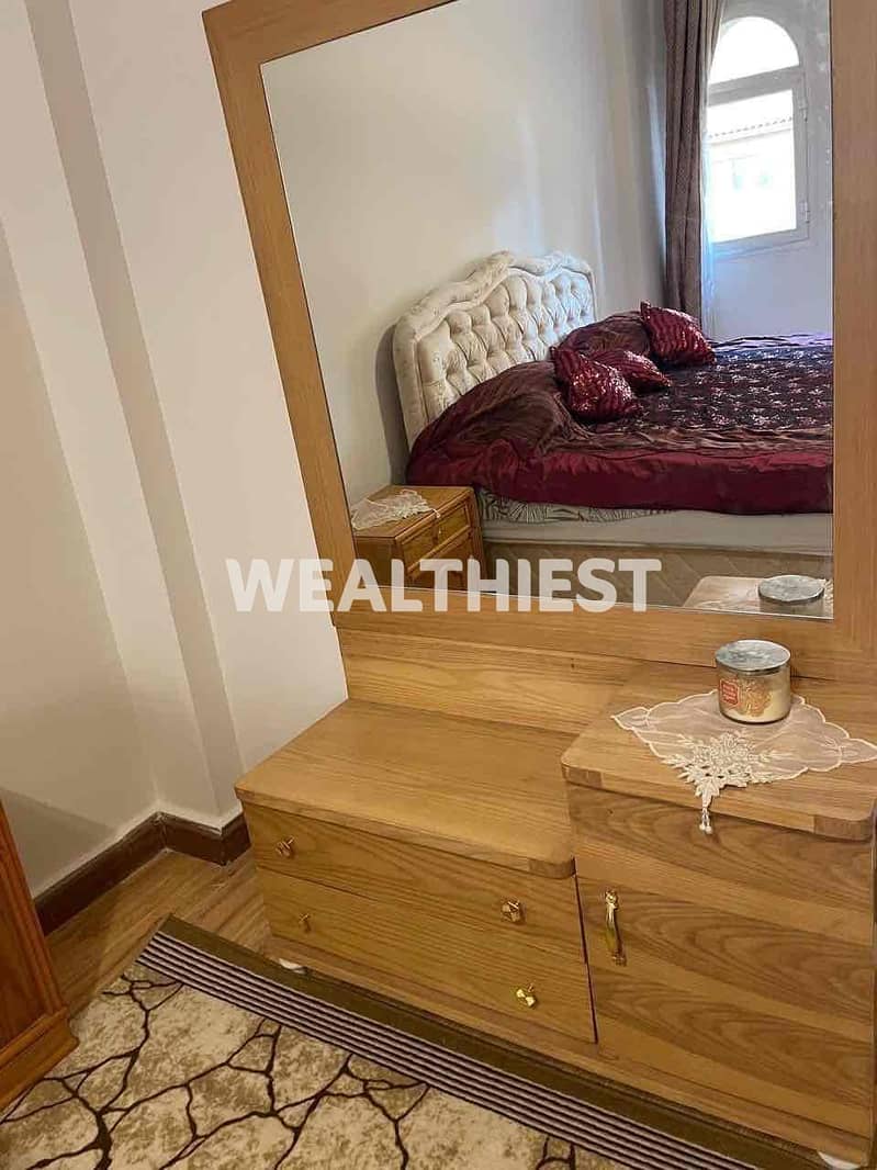 11 405a95ee-0a17-4bd8-8b56-bddc591b129d. jpg