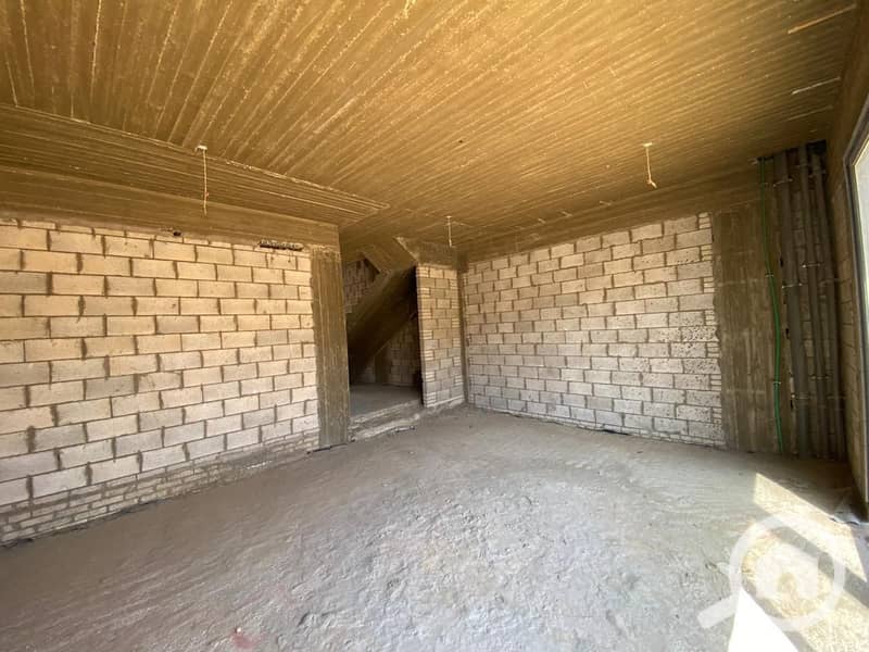 3 WhatsApp Image 2025-12-01 at 8.37. 18 PM (3). jpeg