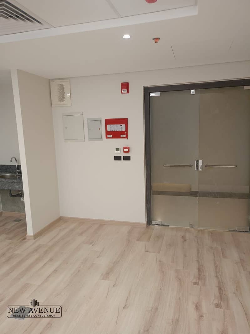 4 WhatsApp Image 2026-01-22 at 12.52. 39 PM. jpeg