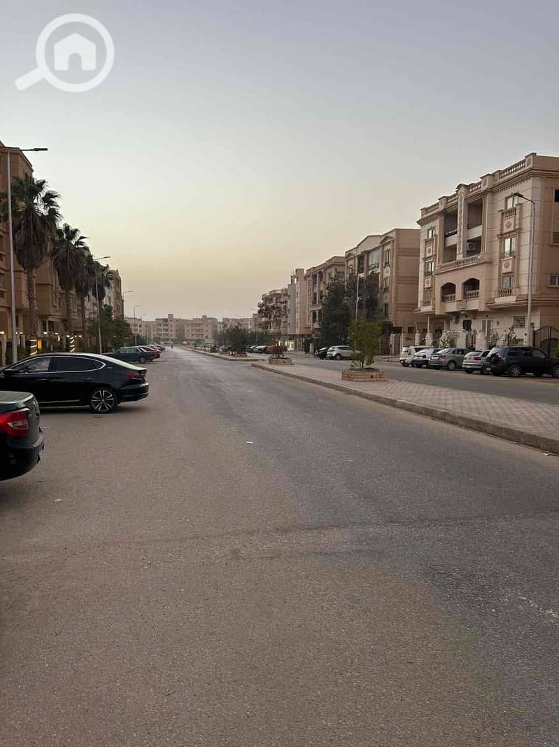 6 6d246fd3-9d1e-498a-b9c9-78a06d7285d6. jpg