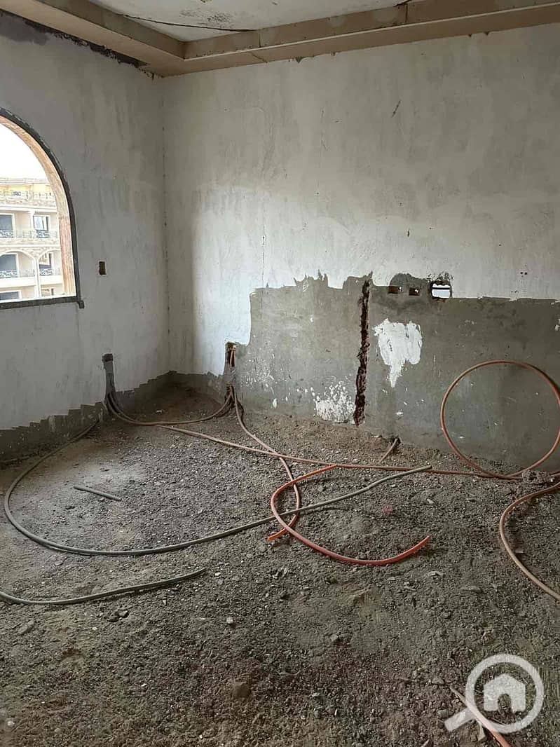 8 60f463ed-7a27-43d6-acfe-f18749026c02. jpg