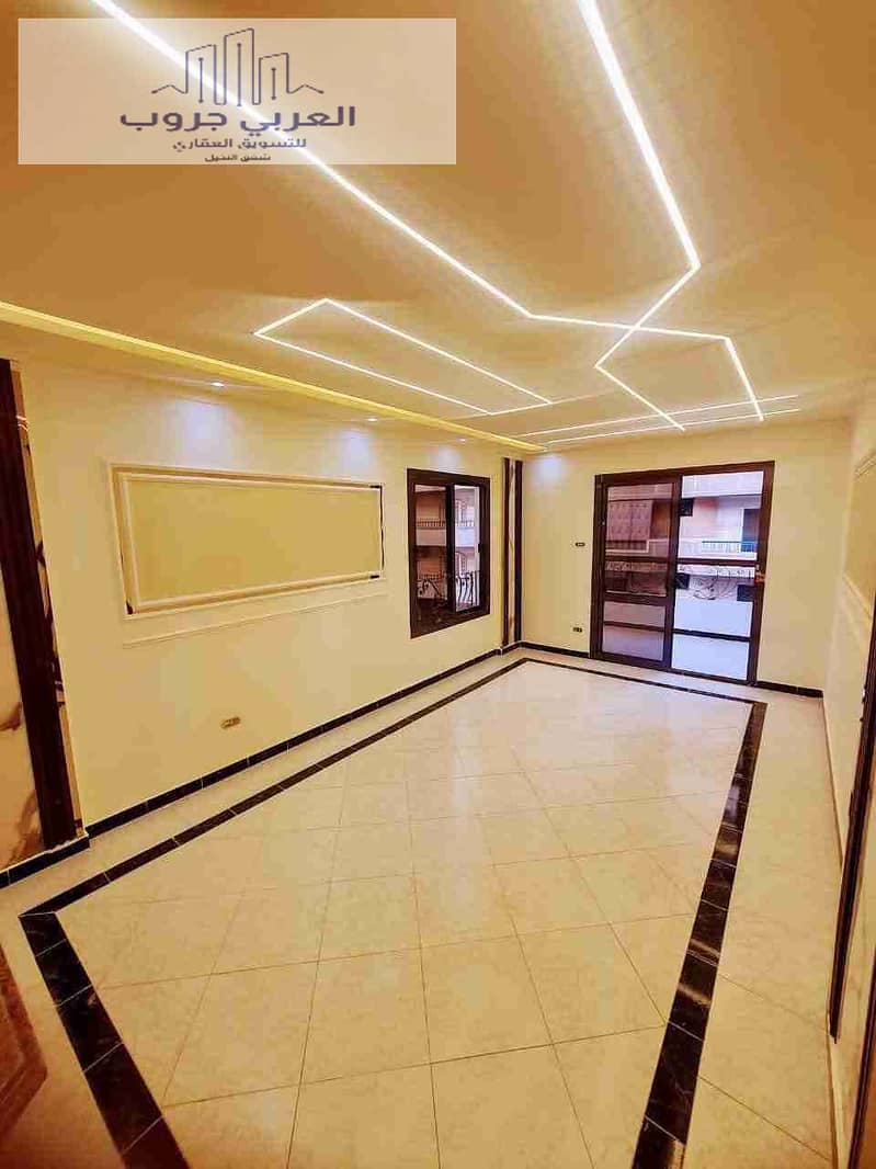 1000359585. jpg 1000359585. jpg