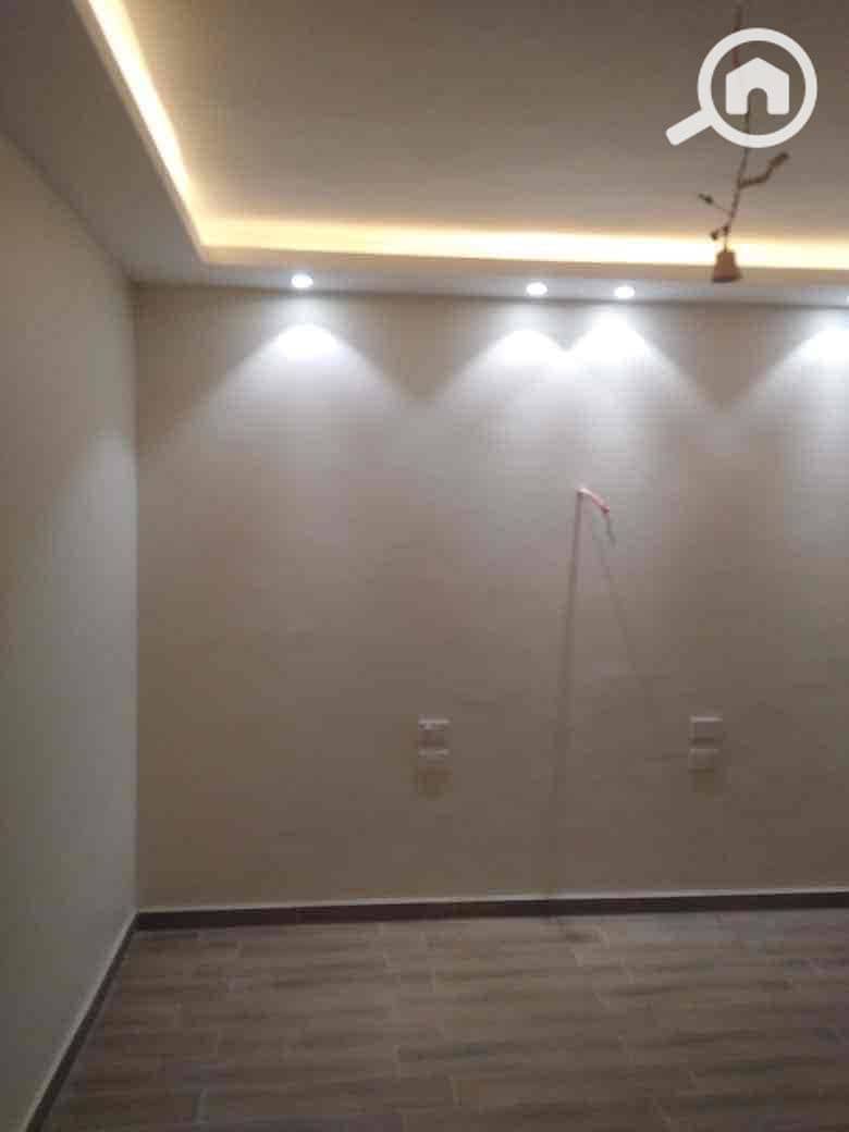 10 f23ba619-85b1-4167-a530-9c55e9fa07da. jpg