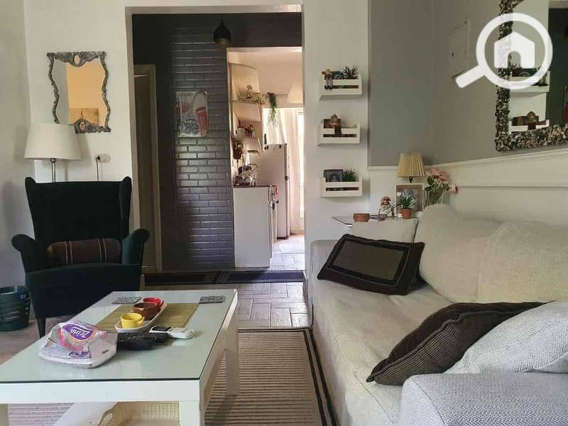 4 a61b5aaf-986d-4d6d-92ec-e38dea369521. jpg