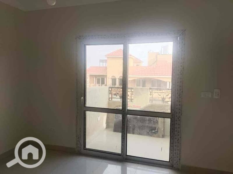 4 9ee98ce7-81d1-4229-aac2-c048cf39a3f1. jpg