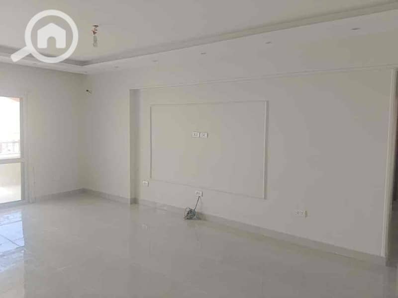 8 18c842fd-5c93-426d-95ab-2f708c9e826f. jpg