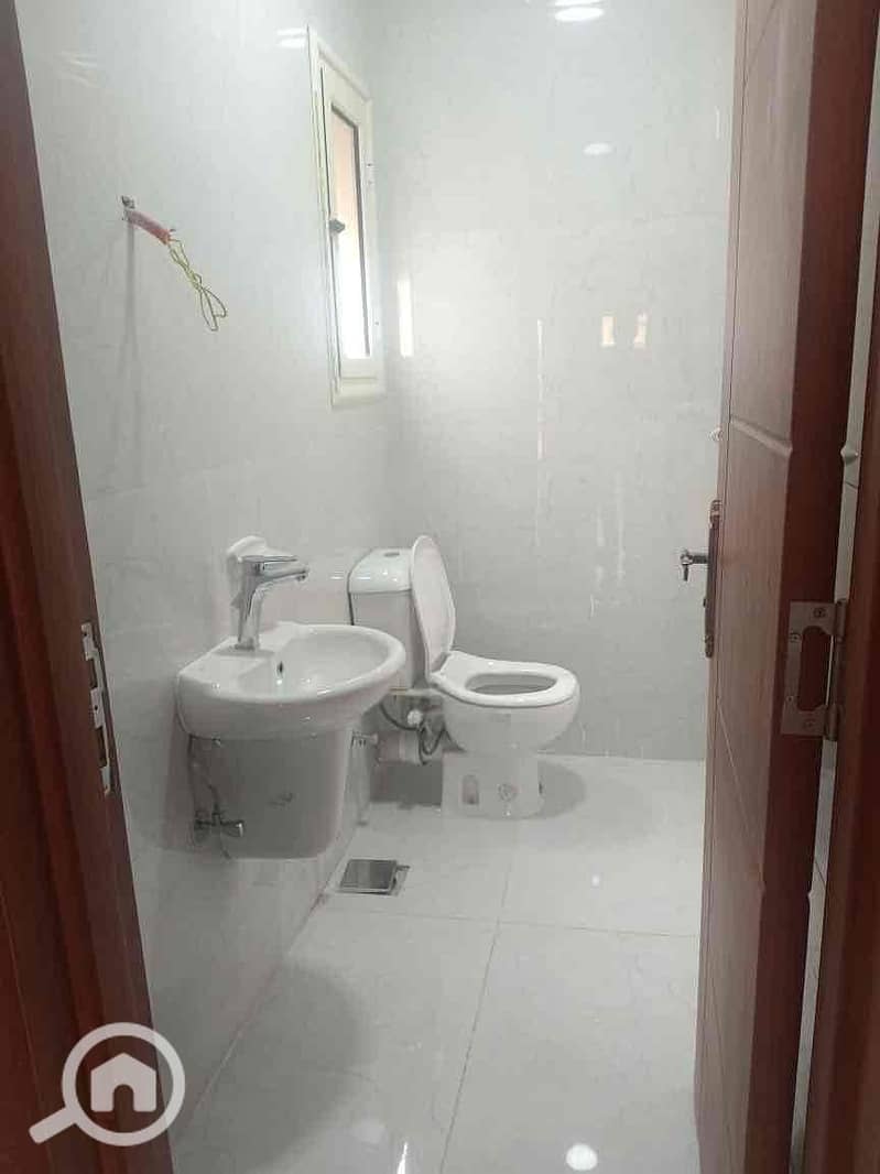 9 640df266-2187-40e6-8215-406f4b4fd65f. jpg