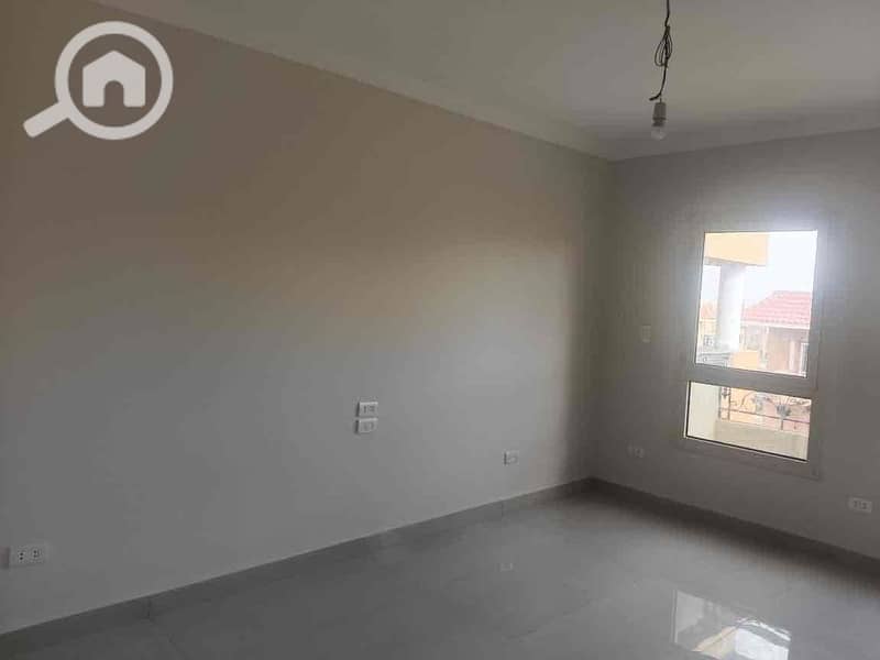 18 535f329f-ec28-495d-9577-c9d9367a1b45. jpg