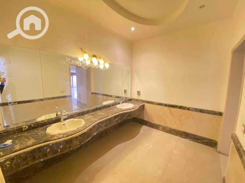 4 0baa71ab-bcdd-413f-9b9a-b18ac959d70e. jpg