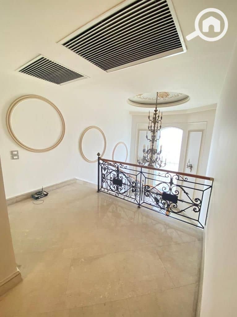 8 4bd91edb-fa18-4bdc-835d-cd7194a219ae. jpg