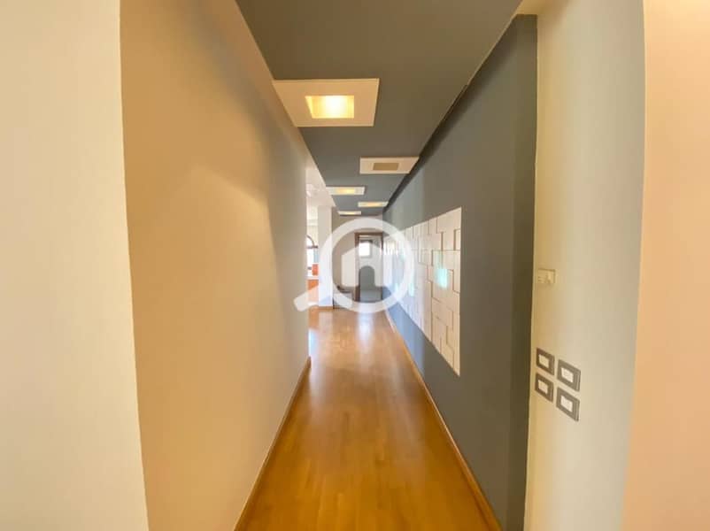 27 a2c98c50-40f1-4be9-960a-746b2191ed31. jpg