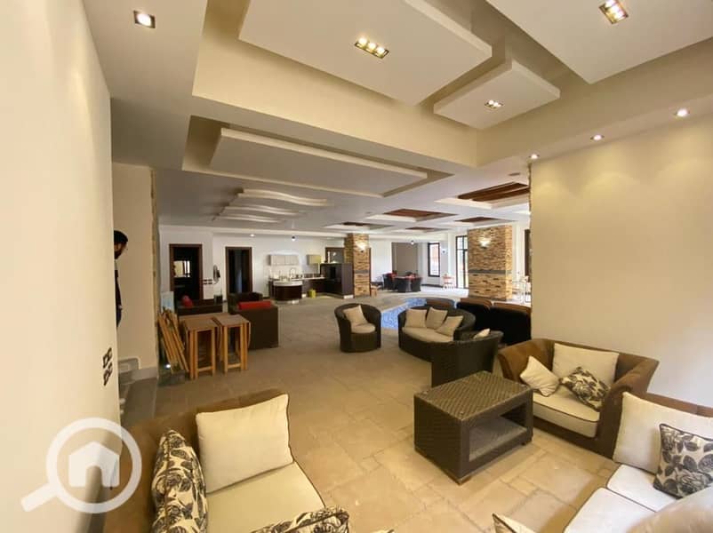 30 ae8aefe3-47b7-4ef9-80de-727a4f3e74af. jpg