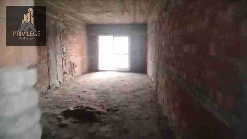 1000699652. jpg 1000699652. jpg