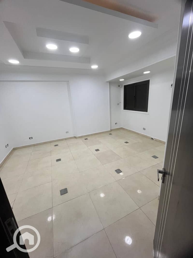 2 WhatsApp Image 2026-01-28 at 17.29. 02. jpeg