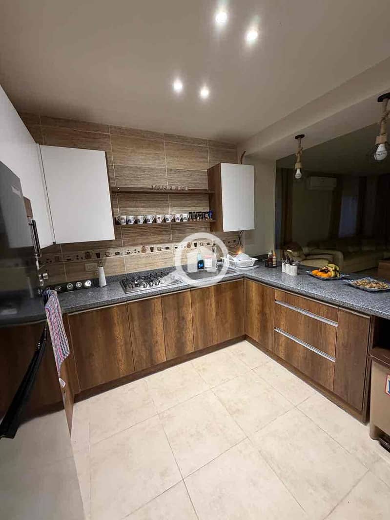 8 24e9a977-5fb5-4865-b036-faec42cf37bc. jpg