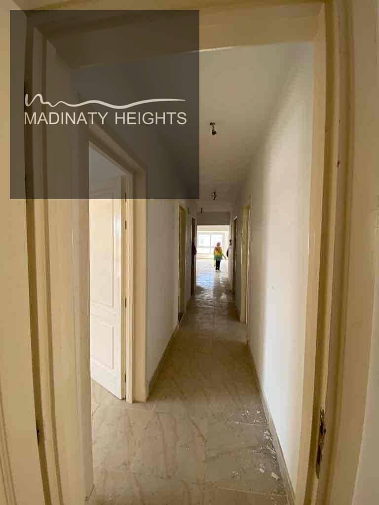 15 de02c748-3a76-4a67-95eb-e3565c2d2838. jpg