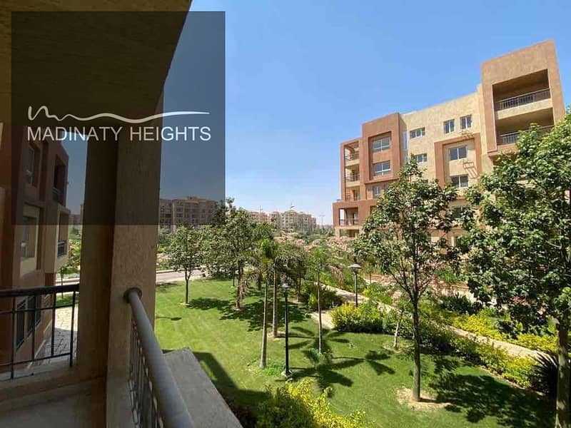 16 dcb0fea7-2d9d-45e3-b67d-544ecc079bf8. jpg