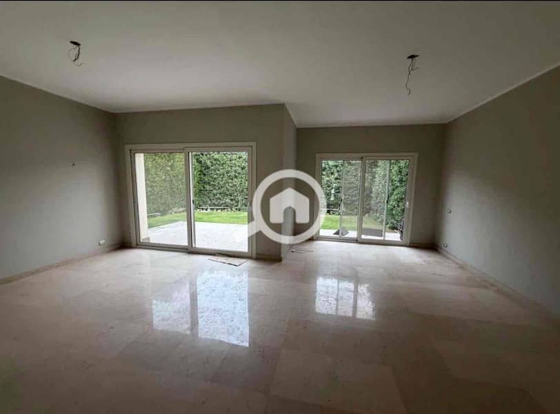 10 07c6410b-ab86-477b-b812-0a814d257af7. jpg