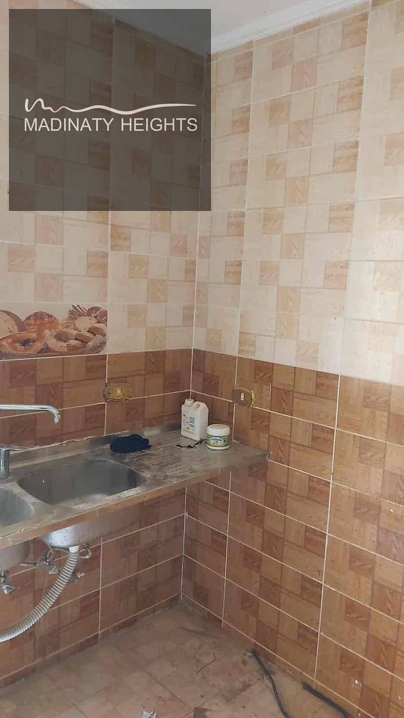 3 02158b73-9544-4b05-962c-27c18aa6dfdc. jpg