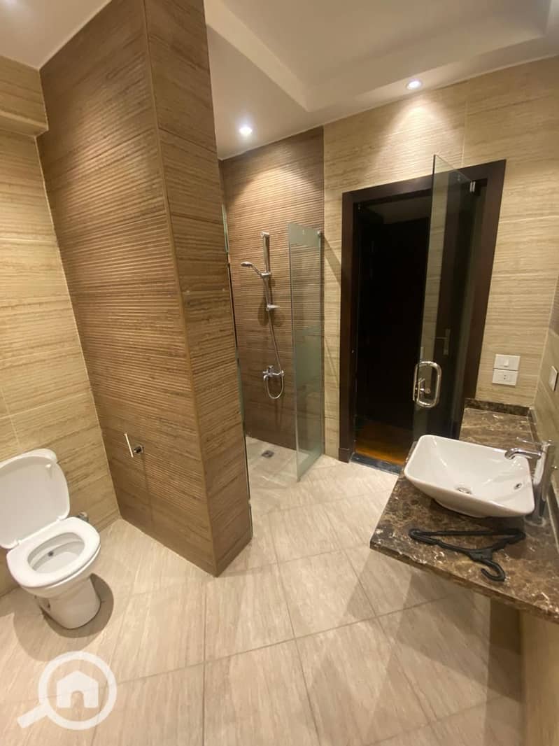 9 WhatsApp Image 2025-12-15 at 20.20. 18 (7). jpeg