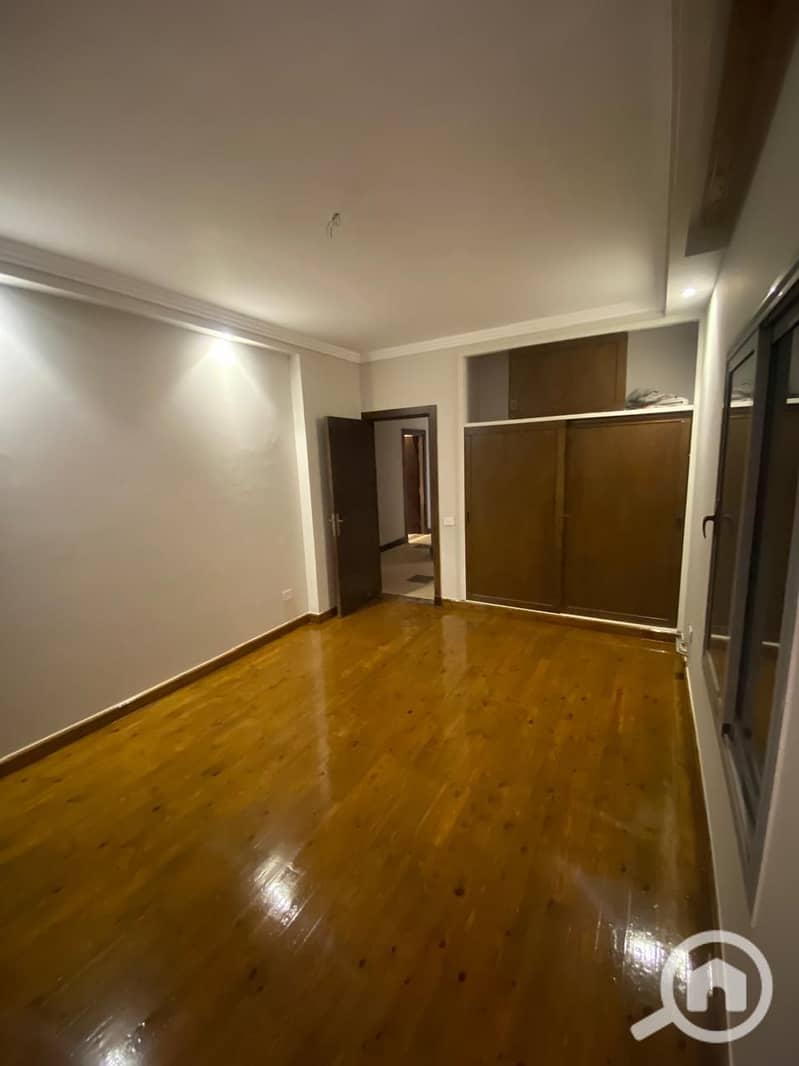 10 WhatsApp Image 2025-12-15 at 20.20. 18 (8). jpeg