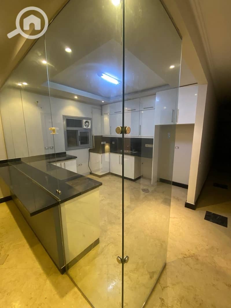 13 WhatsApp Image 2025-12-15 at 20.20. 18 (10). jpeg