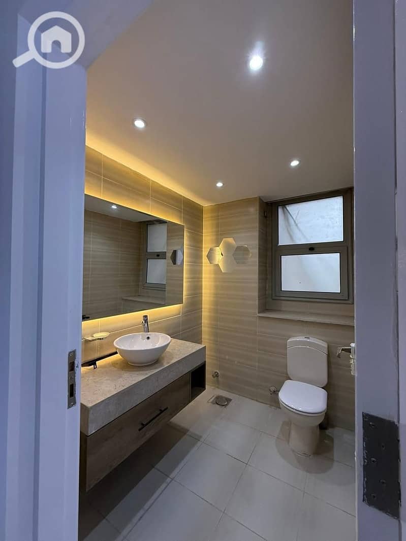 7 bfae0dd4-141f-4906-a0f5-e5cda57befc9. jpg