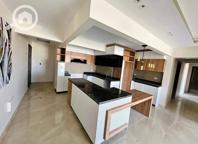 2 e13b9580-e4da-4323-8ab2-36b4796b77fd. jpg