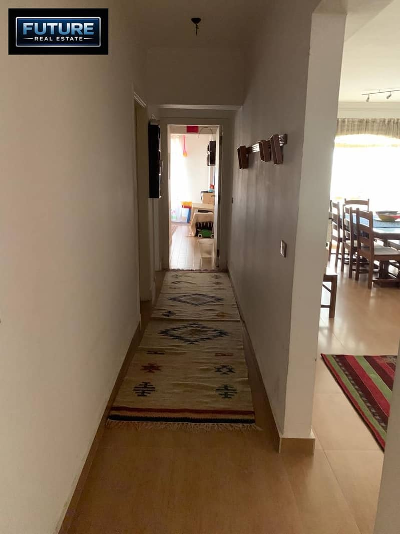 An apartment of 165 m in the Grand City compound in Zahraa Maadi, near the Ring Road and Carrefour Maadi. - Więcej