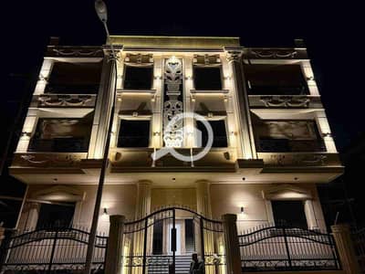 5 Bedroom Flat for Sale in 6th of October, Giza - 1000020020. jpg