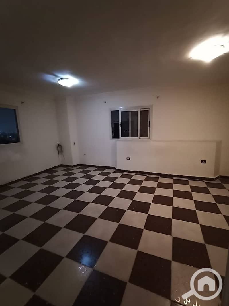 2 d9c352e1-8ad5-4b05-bb33-3a653cbc597f. jpeg