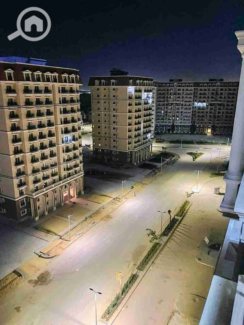 1000308606. jpg 1000308606. jpg