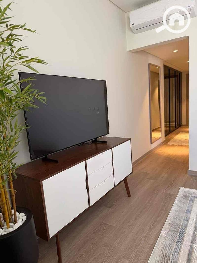 15 5ea179ba-aa66-4254-ac7d-eceaca850c48. jpg